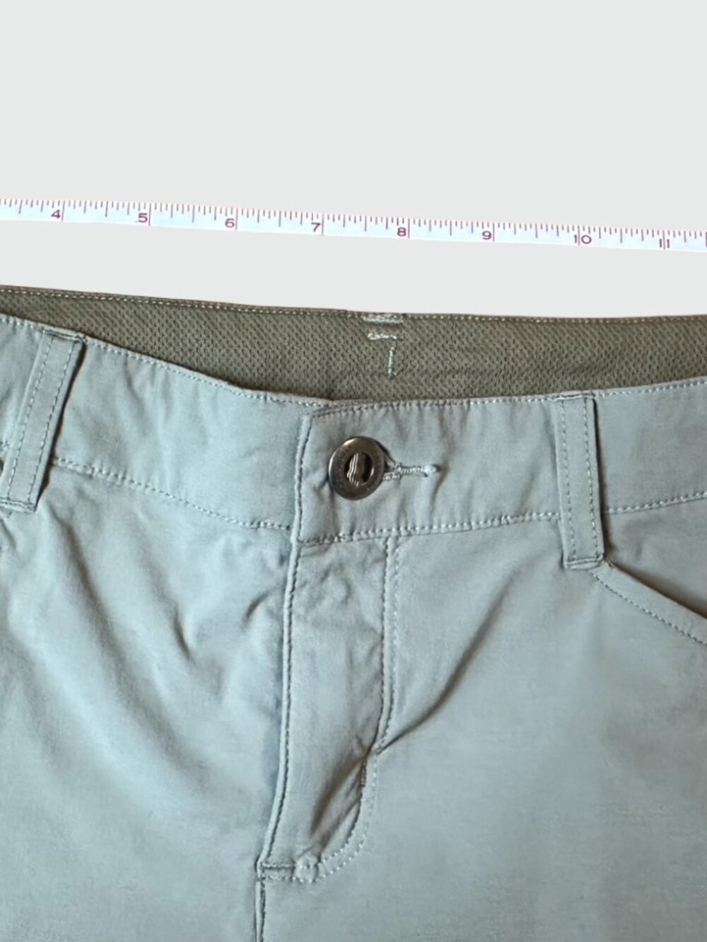 Patagonia Khaki Women's Size 8 Outdoor Hiking Shorts Gorpcore Active - Picture 5 of 13